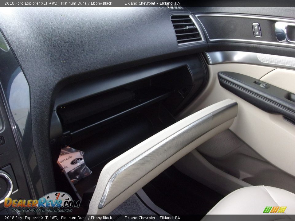 2018 Ford Explorer XLT 4WD Platinum Dune / Ebony Black Photo #31