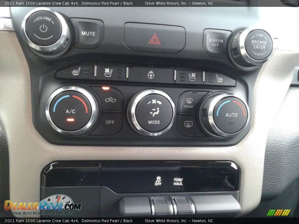 Controls of 2021 Ram 1500 Laramie Crew Cab 4x4 Photo #25