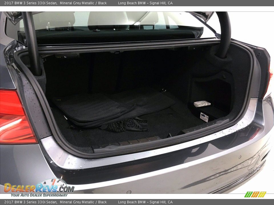 2017 BMW 3 Series 330i Sedan Mineral Grey Metallic / Black Photo #31
