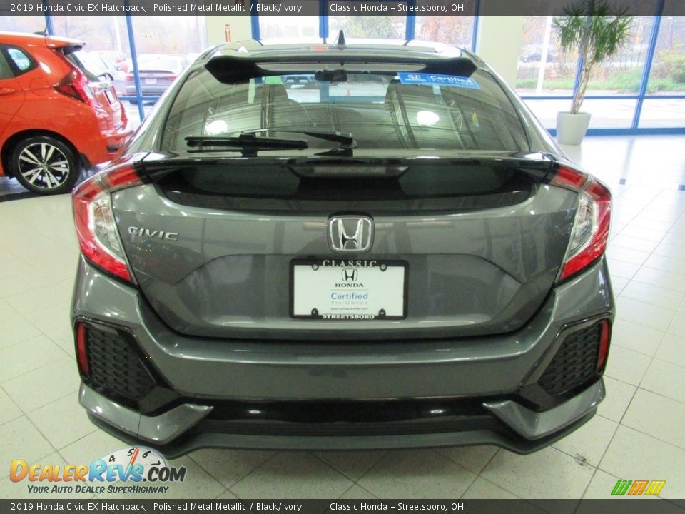 2019 Honda Civic EX Hatchback Polished Metal Metallic / Black/Ivory Photo #8