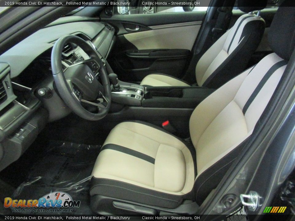 2019 Honda Civic EX Hatchback Polished Metal Metallic / Black/Ivory Photo #28