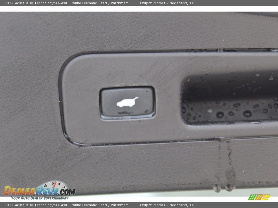 2017 Acura MDX Technology SH-AWD White Diamond Pearl / Parchment Photo #25