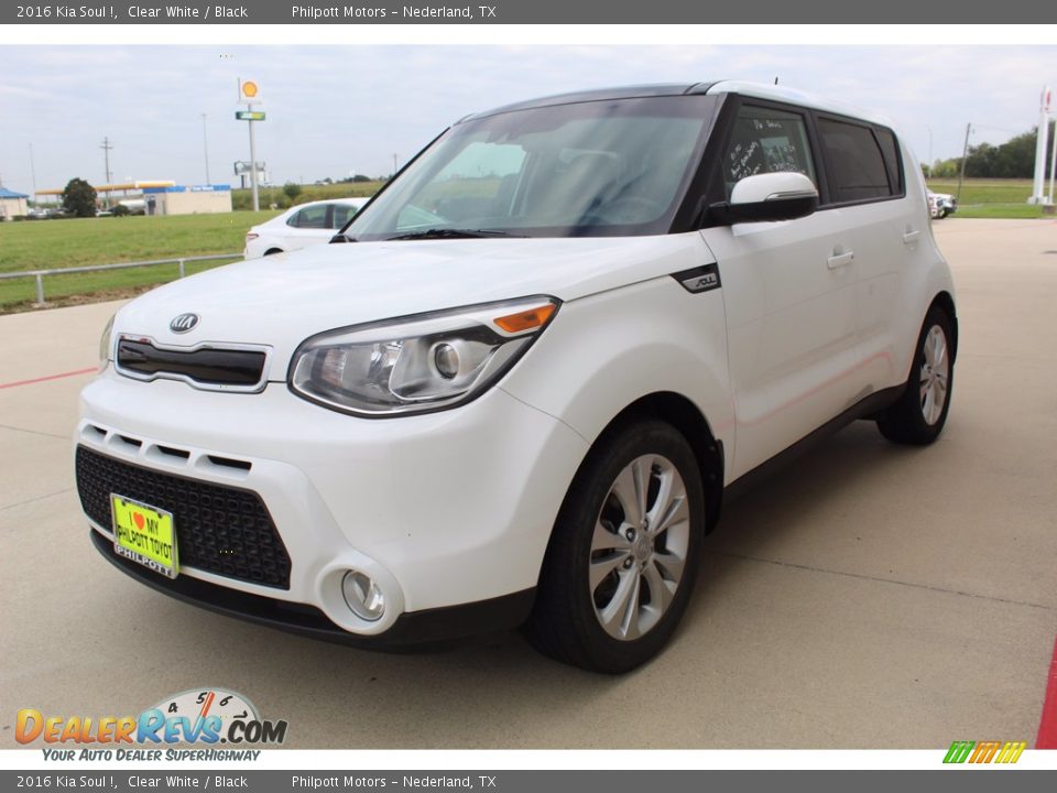 2016 Kia Soul ! Clear White / Black Photo #4