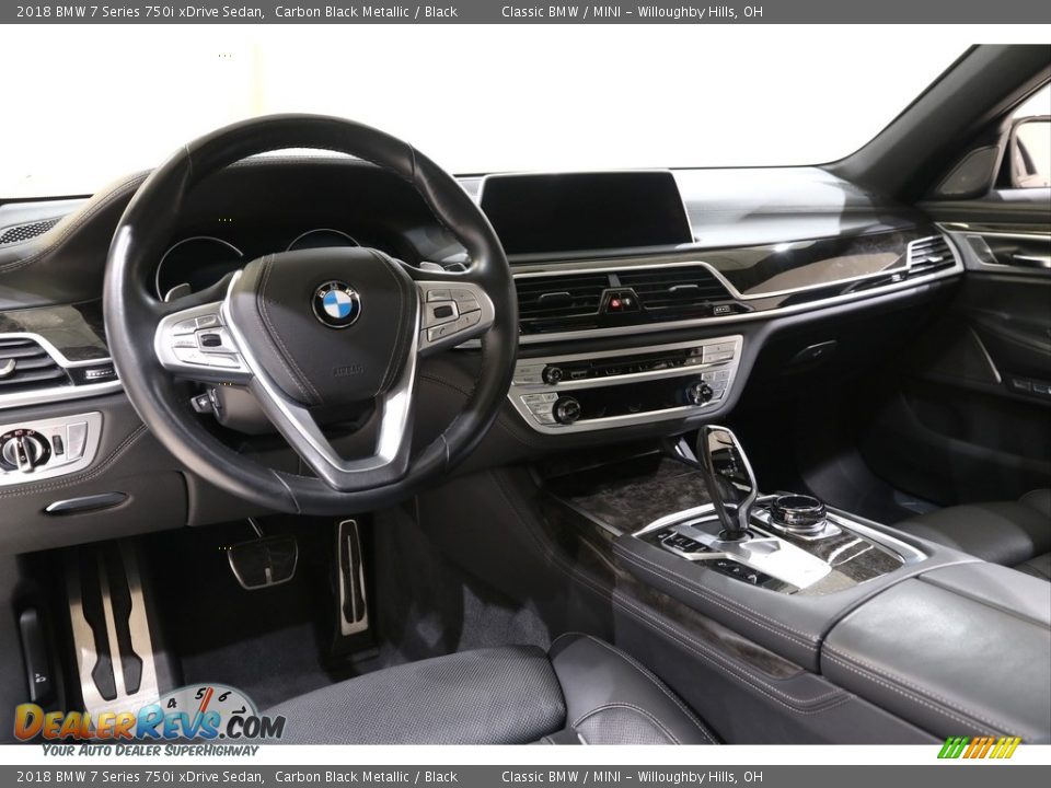 Dashboard of 2018 BMW 7 Series 750i xDrive Sedan Photo #10