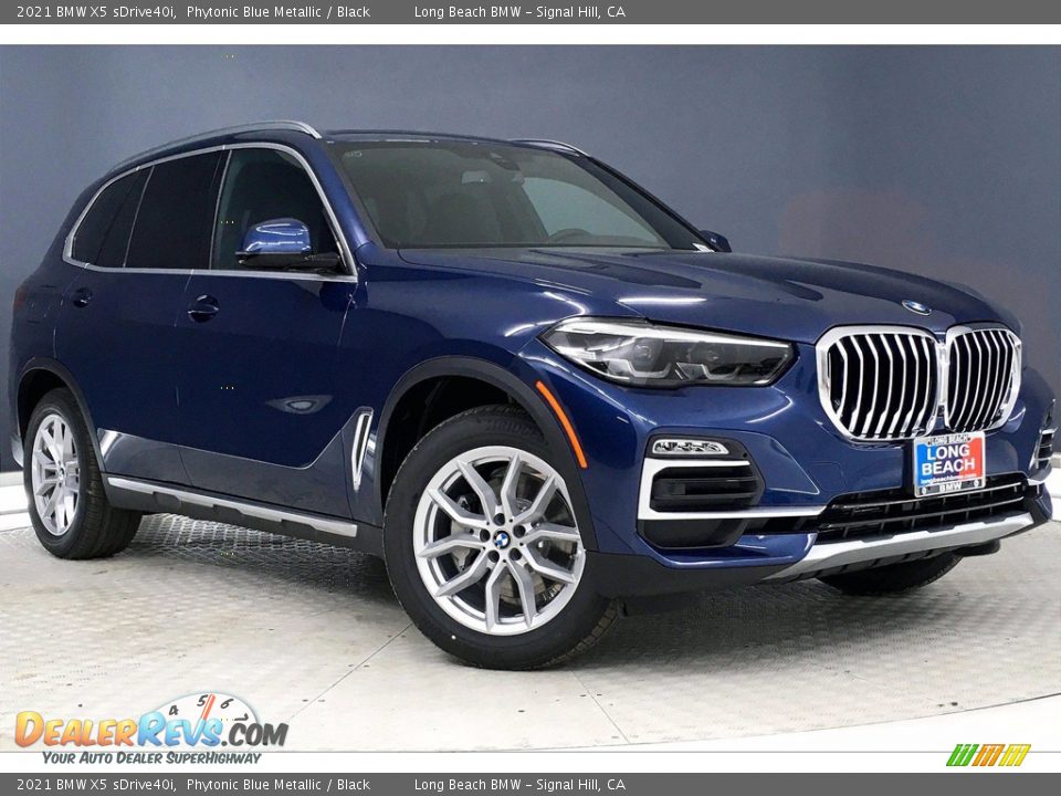 Front 3/4 View of 2021 BMW X5 sDrive40i Photo #19