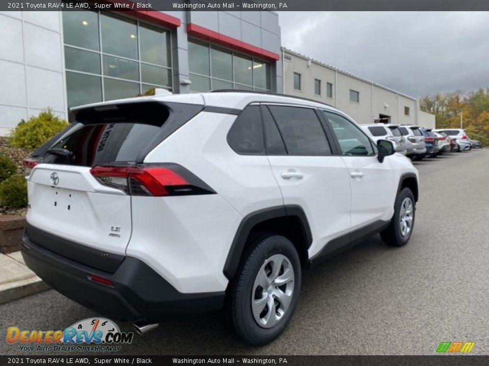 2021 Toyota RAV4 LE AWD Super White / Black Photo #13