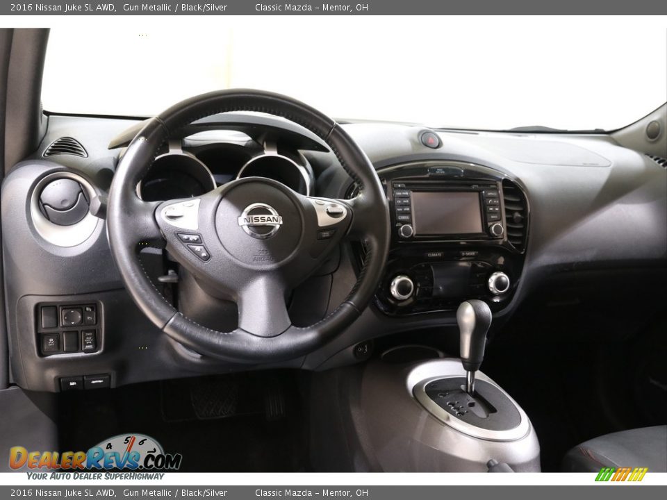 2016 Nissan Juke SL AWD Gun Metallic / Black/Silver Photo #7