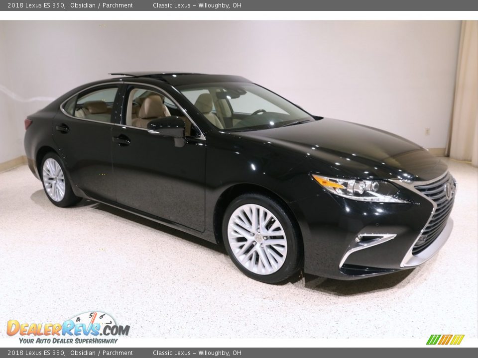Front 3/4 View of 2018 Lexus ES 350 Photo #1
