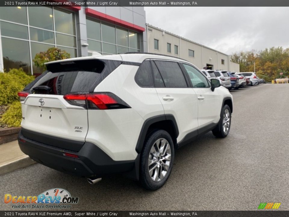 2021 Toyota RAV4 XLE Premium AWD Super White / Light Gray Photo #14