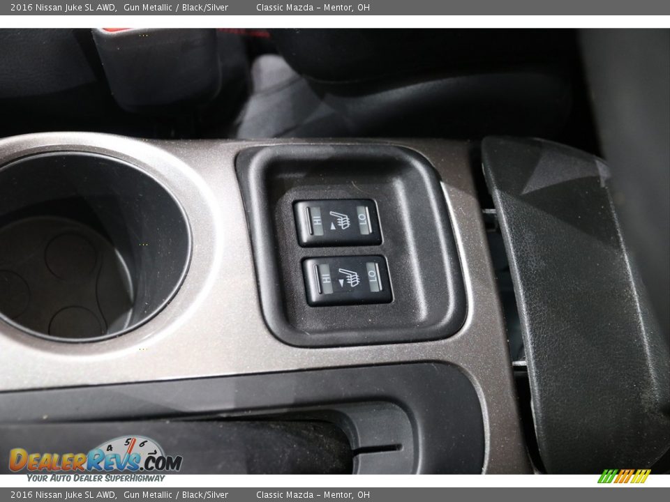 2016 Nissan Juke SL AWD Gun Metallic / Black/Silver Photo #17