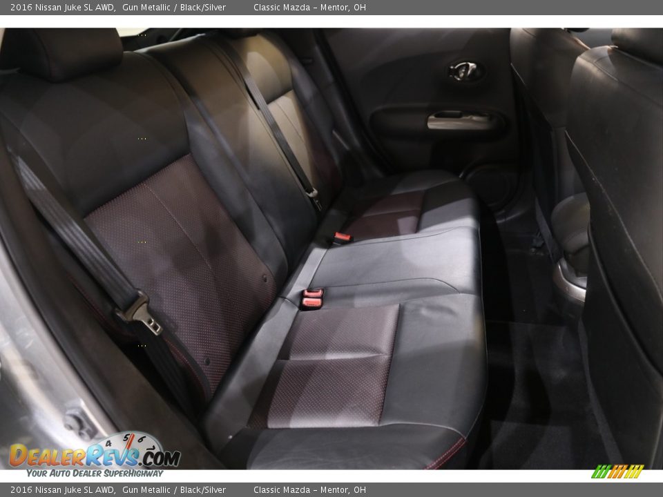 2016 Nissan Juke SL AWD Gun Metallic / Black/Silver Photo #19