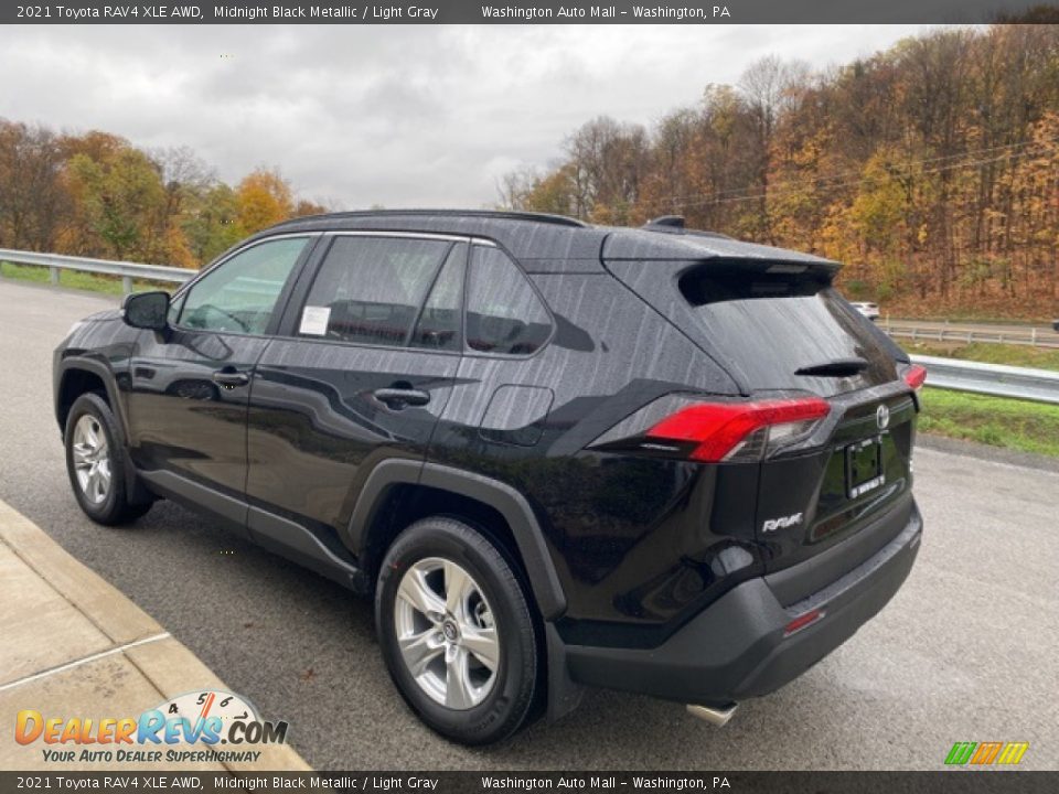 2021 Toyota RAV4 XLE AWD Midnight Black Metallic / Light Gray Photo #2