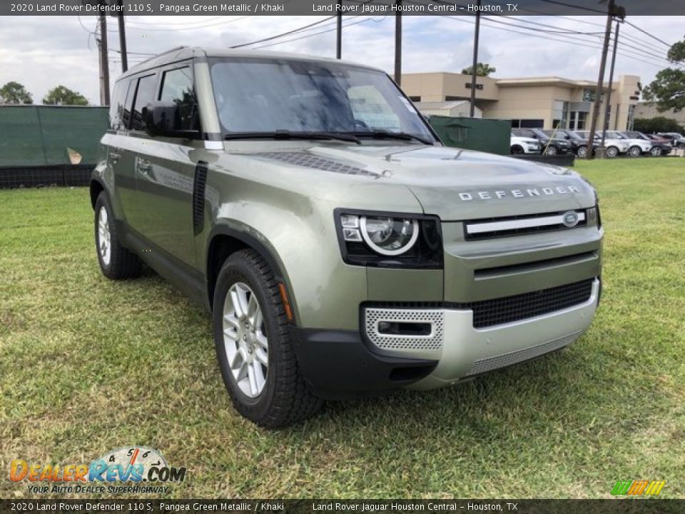 Front 3/4 View of 2020 Land Rover Defender 110 S Photo #11