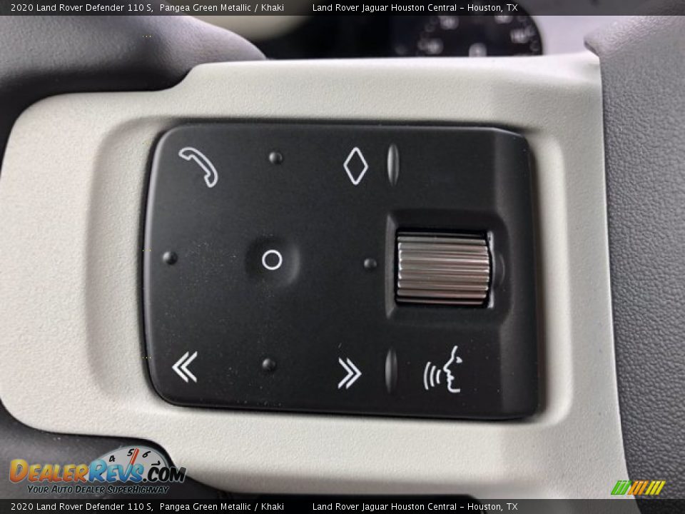 2020 Land Rover Defender 110 S Steering Wheel Photo #15