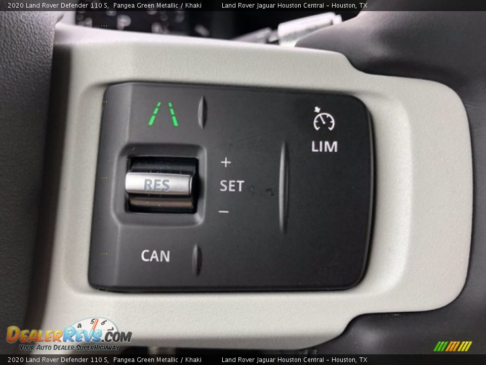 2020 Land Rover Defender 110 S Steering Wheel Photo #16
