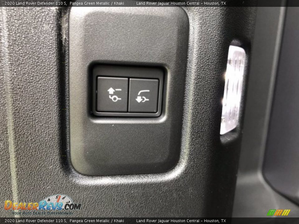 2020 Land Rover Defender 110 S Pangea Green Metallic / Khaki Photo #29