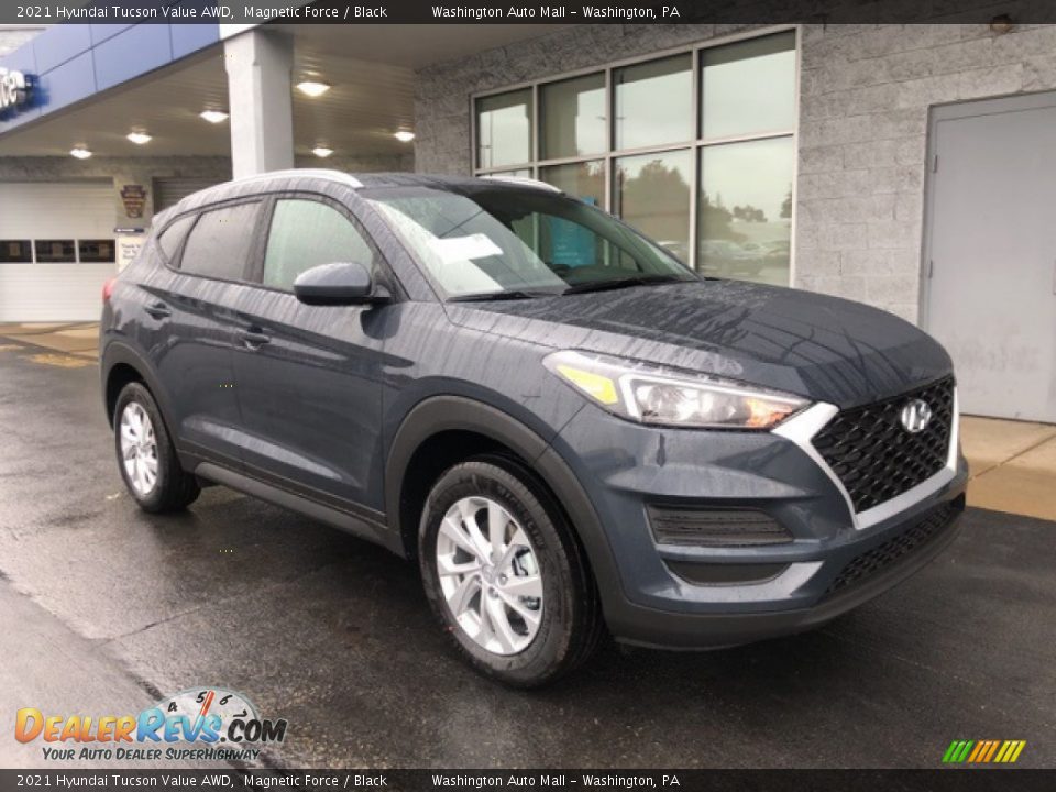 Front 3/4 View of 2021 Hyundai Tucson Value AWD Photo #1