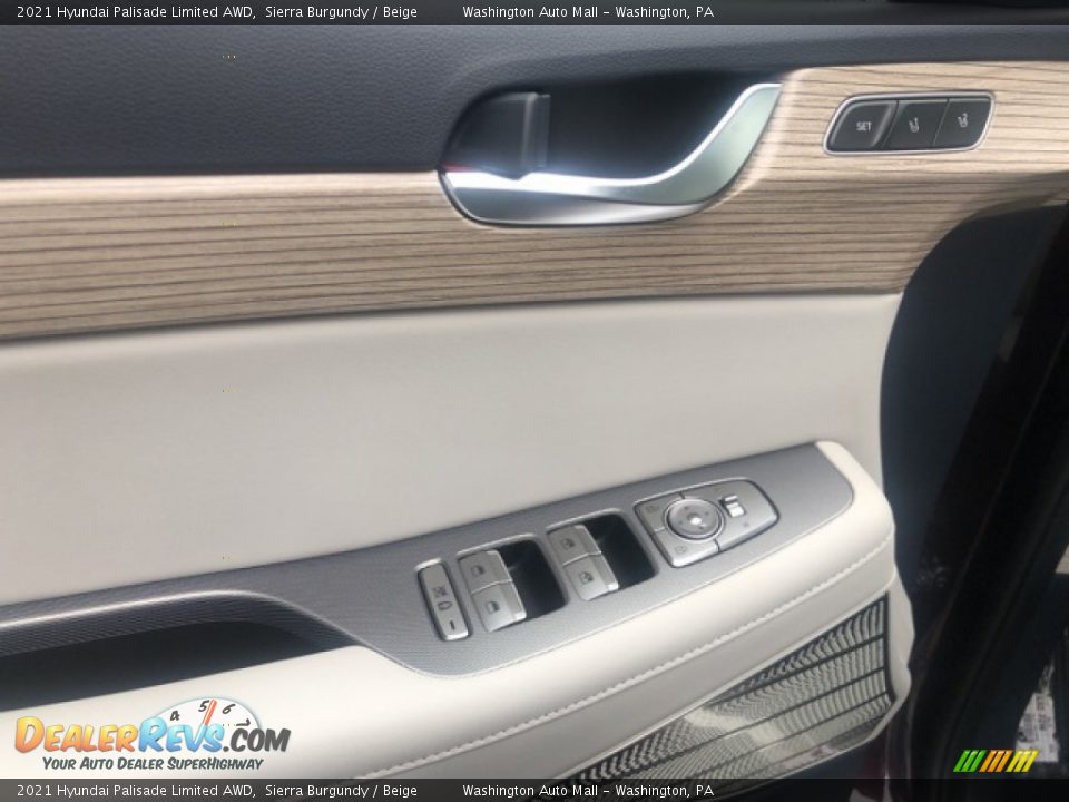 Door Panel of 2021 Hyundai Palisade Limited AWD Photo #8