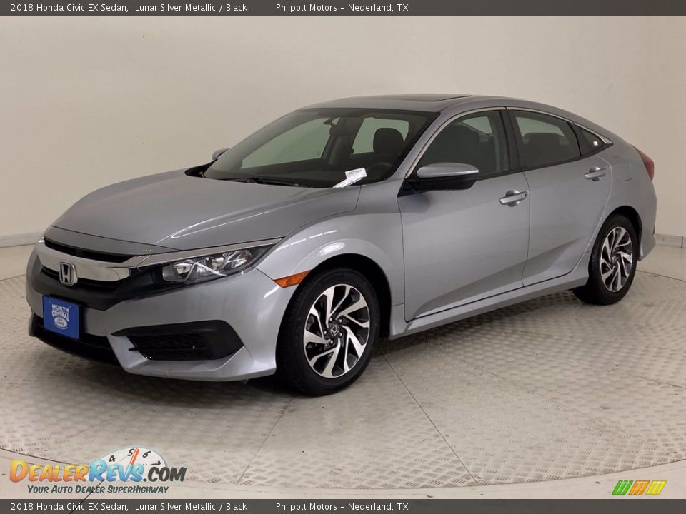 Front 3/4 View of 2018 Honda Civic EX Sedan Photo #3