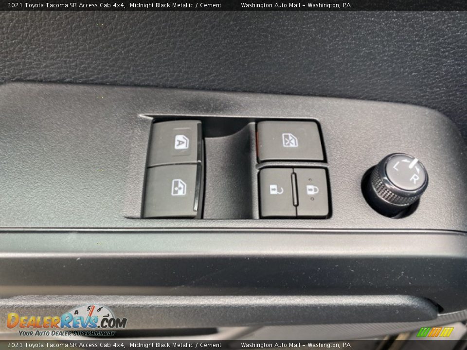2021 Toyota Tacoma SR Access Cab 4x4 Midnight Black Metallic / Cement Photo #18