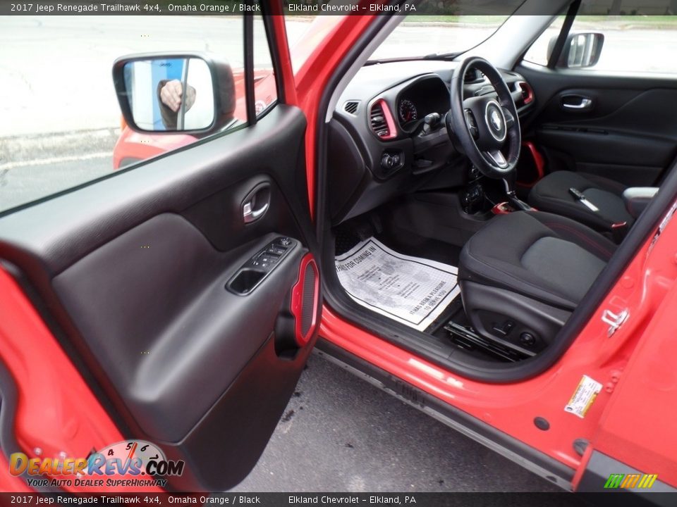 2017 Jeep Renegade Trailhawk 4x4 Omaha Orange / Black Photo #16