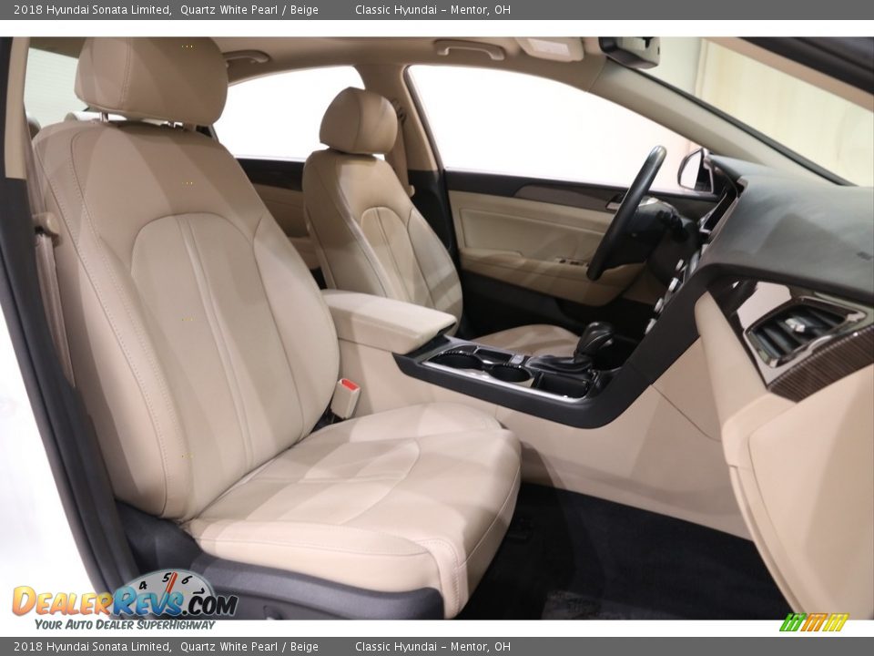 2018 Hyundai Sonata Limited Quartz White Pearl / Beige Photo #19