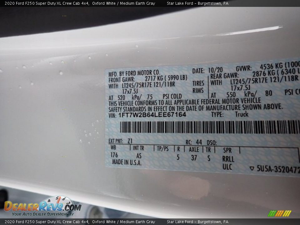 2020 Ford F250 Super Duty XL Crew Cab 4x4 Oxford White / Medium Earth Gray Photo #15