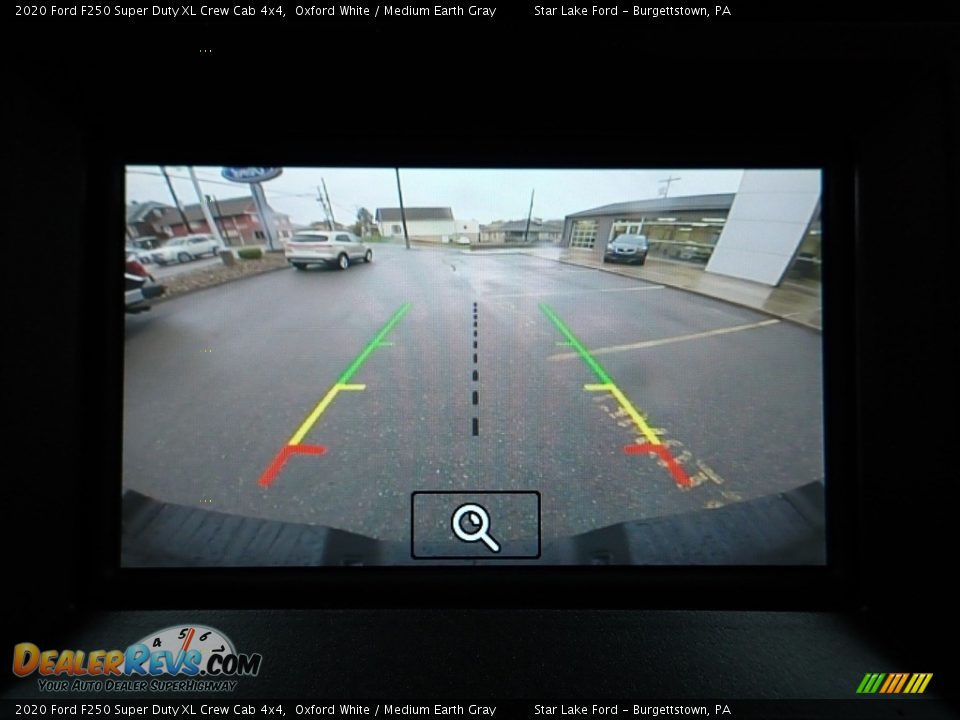 2020 Ford F250 Super Duty XL Crew Cab 4x4 Oxford White / Medium Earth Gray Photo #19