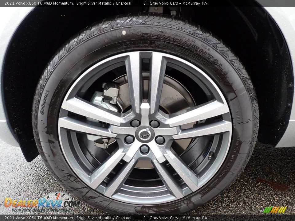 2021 Volvo XC60 T6 AWD Momentum Bright Silver Metallic / Charcoal Photo #6