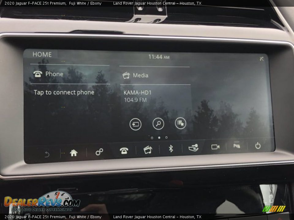 2020 Jaguar F-PACE 25t Premium Fuji White / Ebony Photo #24