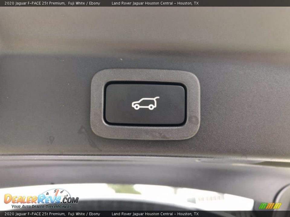 2020 Jaguar F-PACE 25t Premium Fuji White / Ebony Photo #32