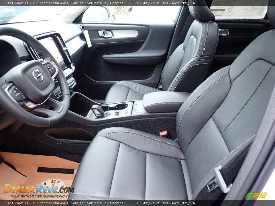 Front Seat of 2021 Volvo XC40 T5 Momentum AWD Photo #7