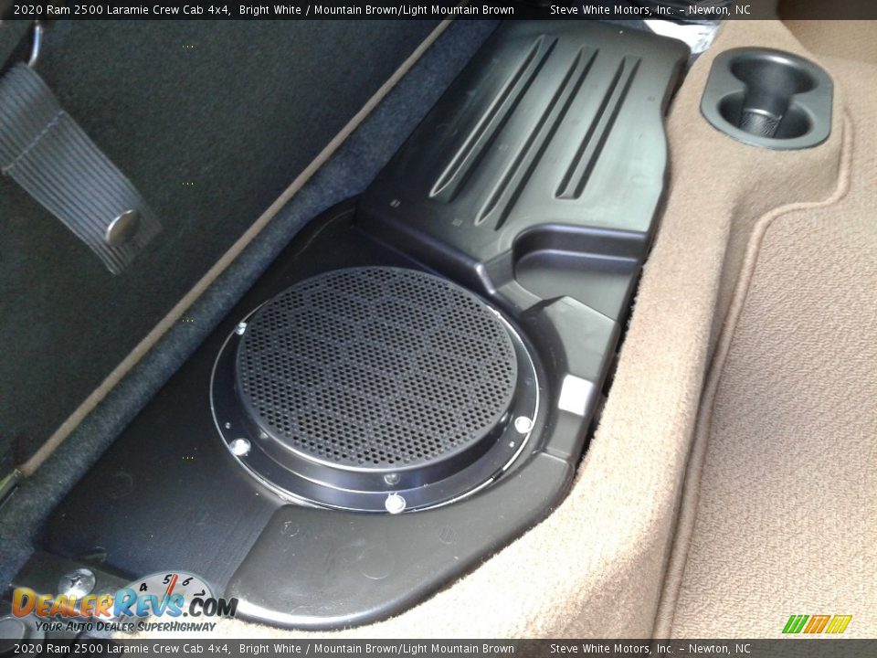 2020 Ram 2500 Laramie Crew Cab 4x4 Bright White / Mountain Brown/Light Mountain Brown Photo #17