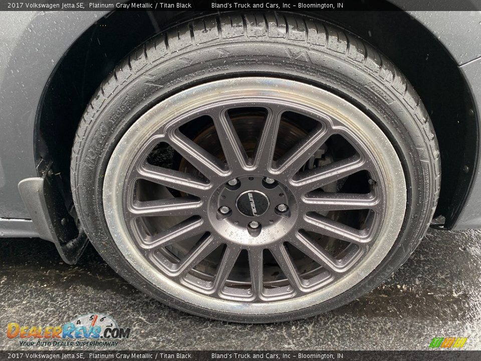 2017 Volkswagen Jetta SE Platinum Gray Metallic / Titan Black Photo #33