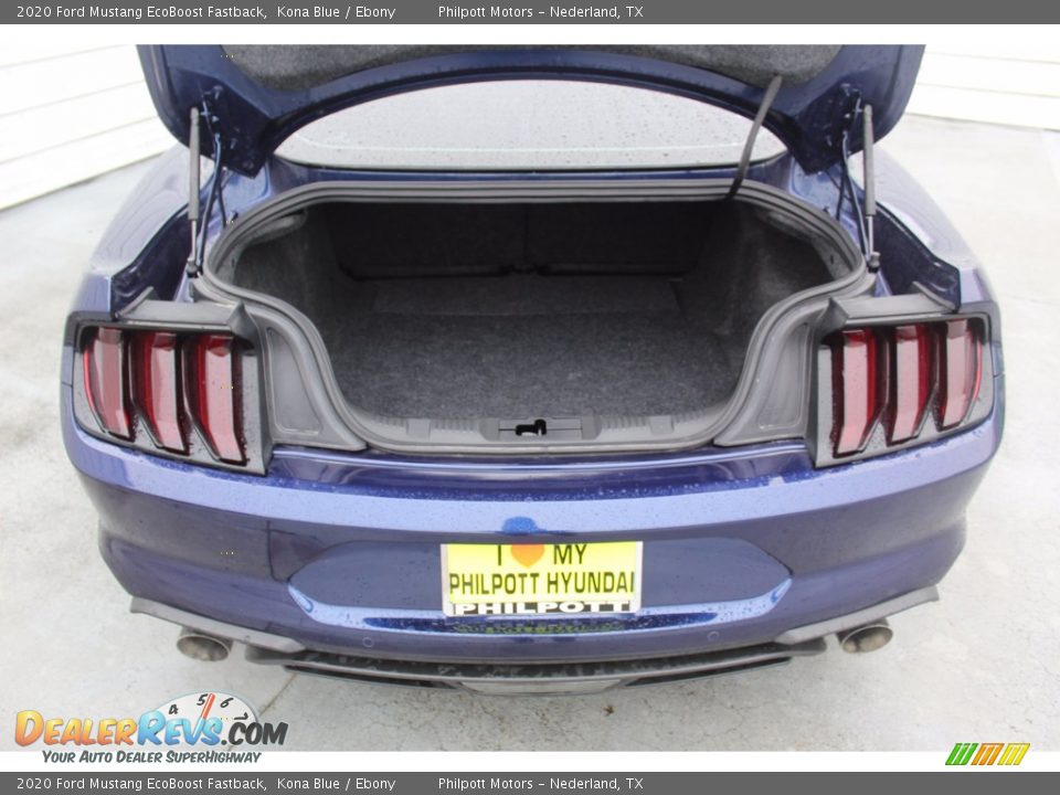 2020 Ford Mustang EcoBoost Fastback Kona Blue / Ebony Photo #26