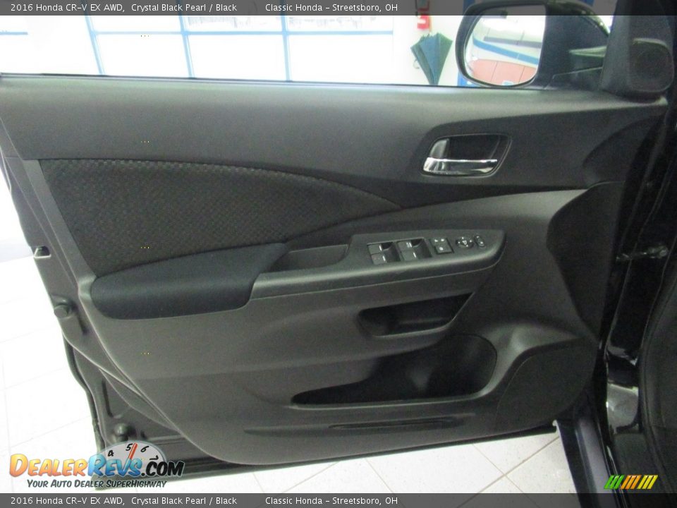 Door Panel of 2016 Honda CR-V EX AWD Photo #27