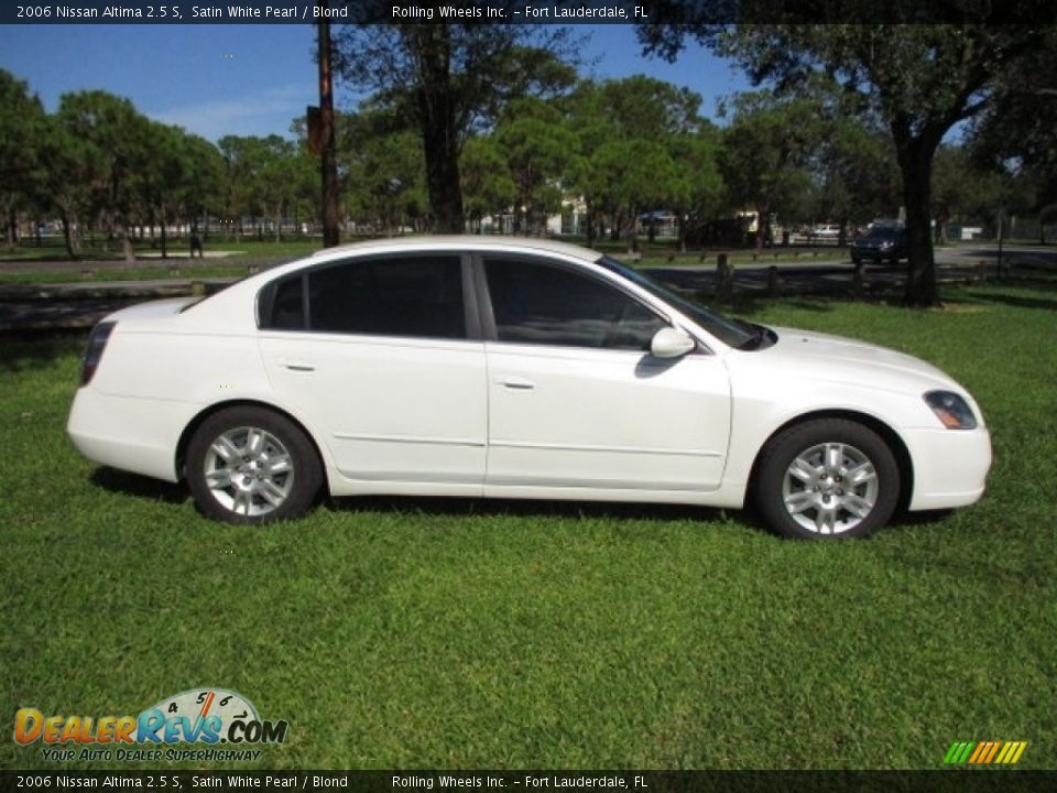 2006 Nissan Altima 2.5 S Satin White Pearl / Blond Photo #11