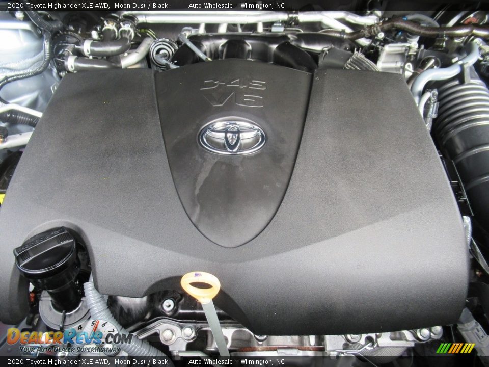 2020 Toyota Highlander XLE AWD Moon Dust / Black Photo #6