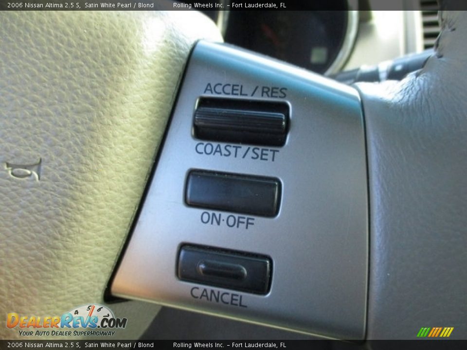 2006 Nissan Altima 2.5 S Satin White Pearl / Blond Photo #25