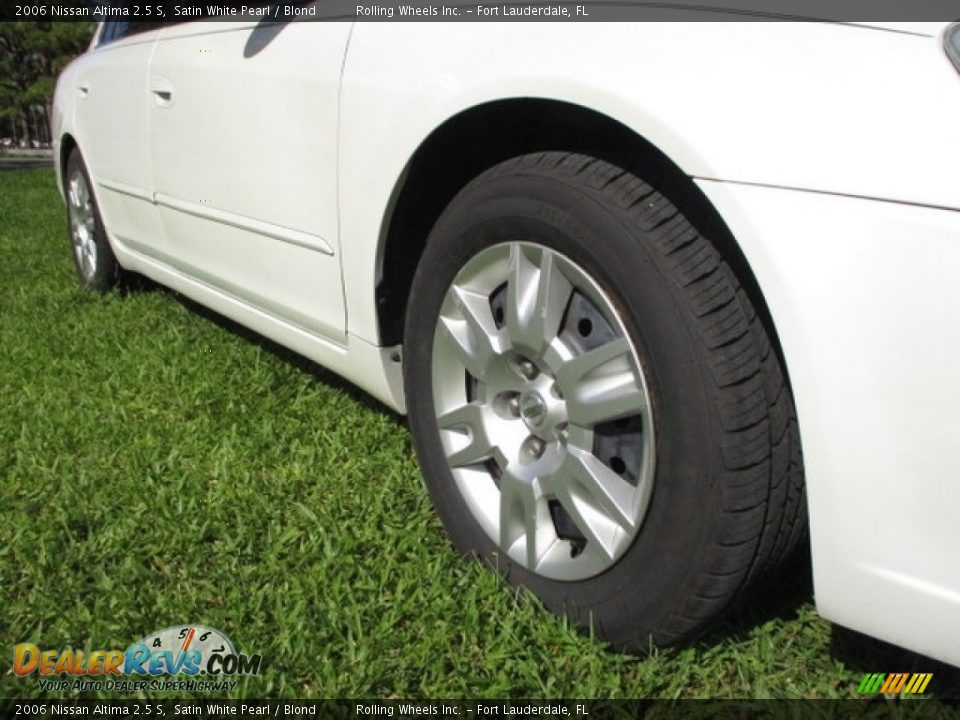 2006 Nissan Altima 2.5 S Satin White Pearl / Blond Photo #26