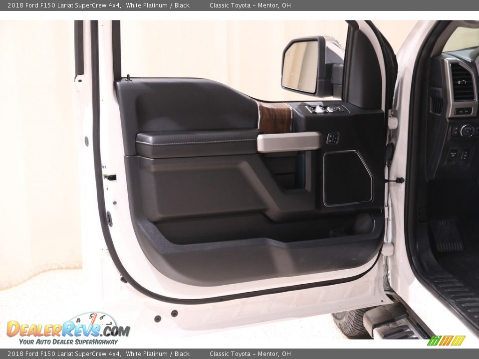 2018 Ford F150 Lariat SuperCrew 4x4 White Platinum / Black Photo #5