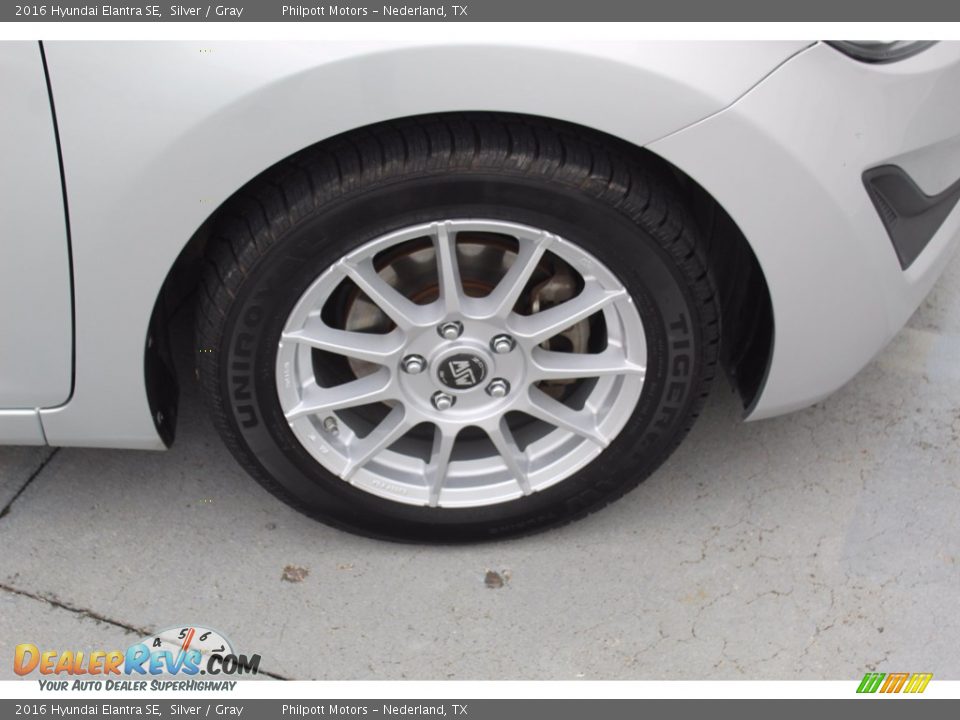 2016 Hyundai Elantra SE Silver / Gray Photo #13