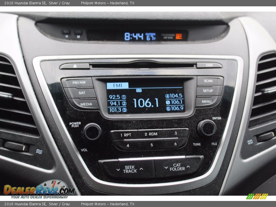 2016 Hyundai Elantra SE Silver / Gray Photo #20