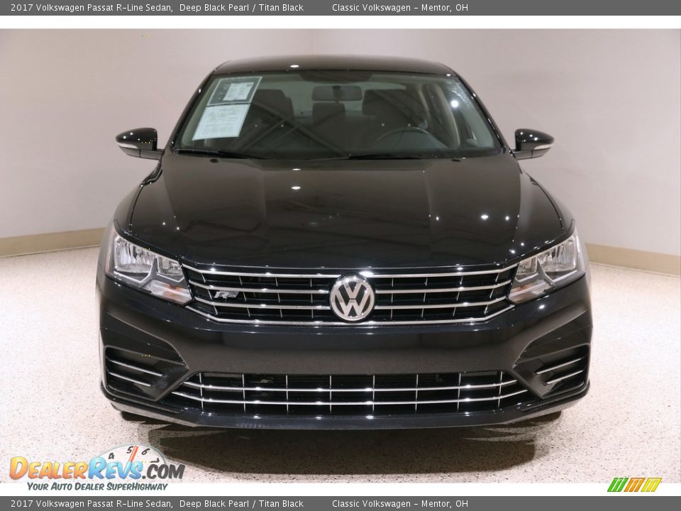 2017 Volkswagen Passat R-Line Sedan Deep Black Pearl / Titan Black Photo #2