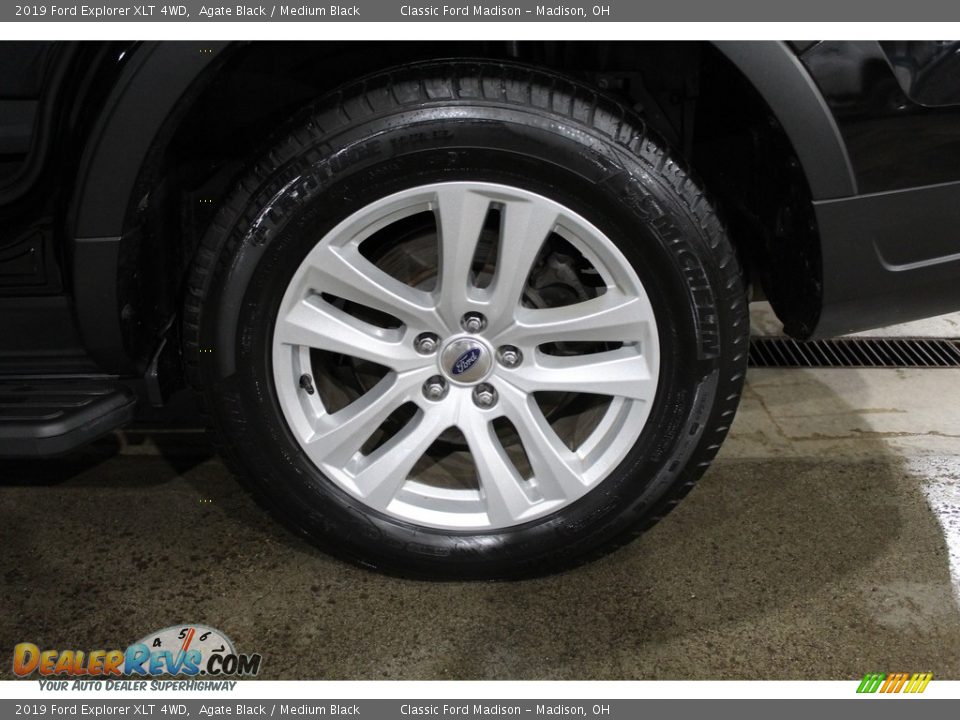 2019 Ford Explorer XLT 4WD Agate Black / Medium Black Photo #15