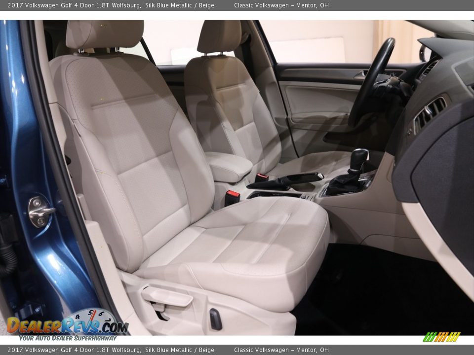 Front Seat of 2017 Volkswagen Golf 4 Door 1.8T Wolfsburg Photo #13