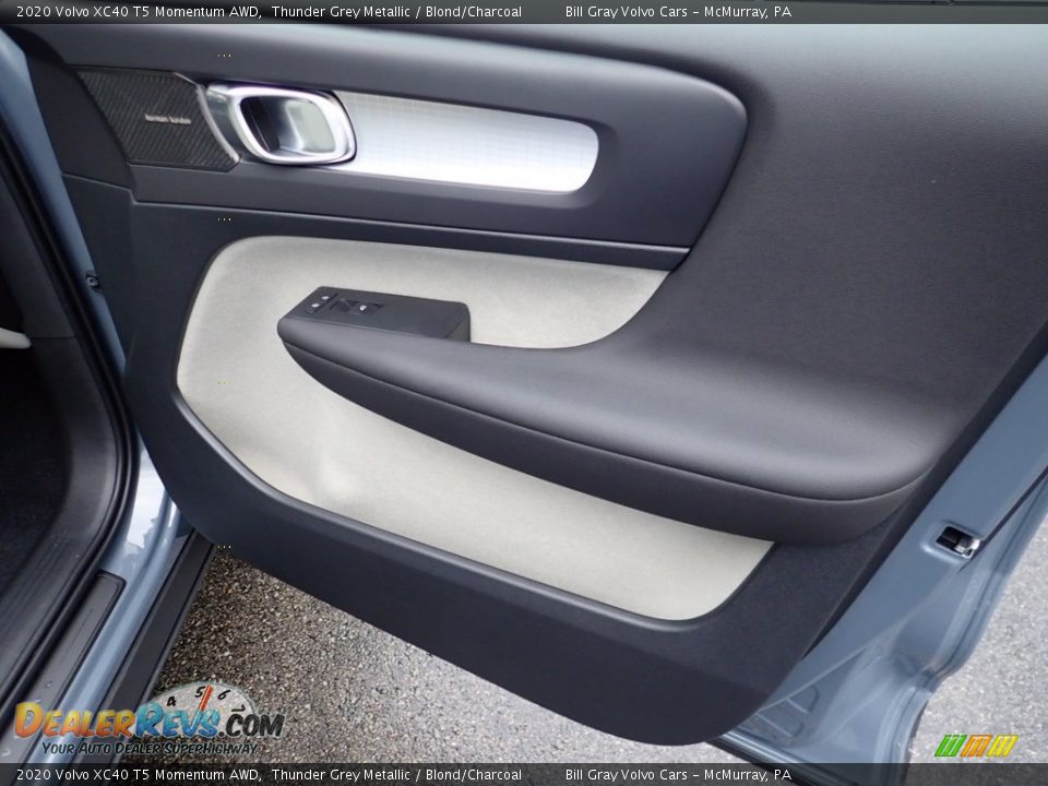 2020 Volvo XC40 T5 Momentum AWD Thunder Grey Metallic / Blond/Charcoal Photo #14