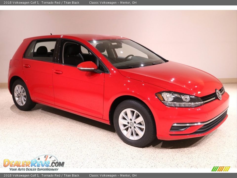 2018 Volkswagen Golf S Tornado Red / Titan Black Photo #1