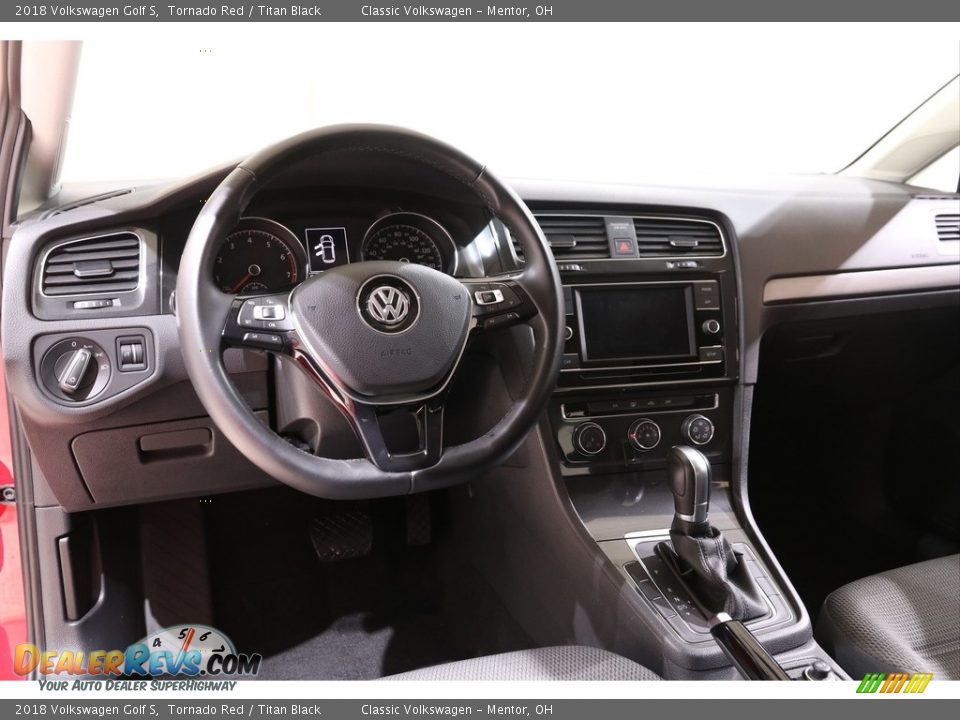 2018 Volkswagen Golf S Tornado Red / Titan Black Photo #6