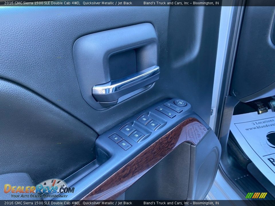 Door Panel of 2016 GMC Sierra 1500 SLE Double Cab 4WD Photo #11
